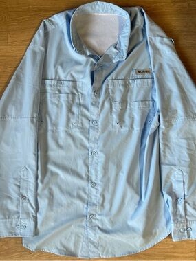 Columbia Men's Performance Fishing Gear Baby Blue Long Sleeve Button Shirt